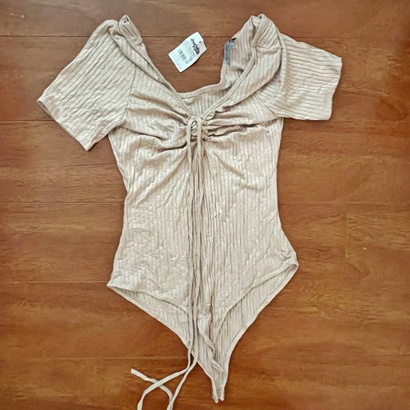 Bodysuit Dentelle Mauve Charlotte Russe - Taille XS, Sans Manches - Neuf Sans étiquettes